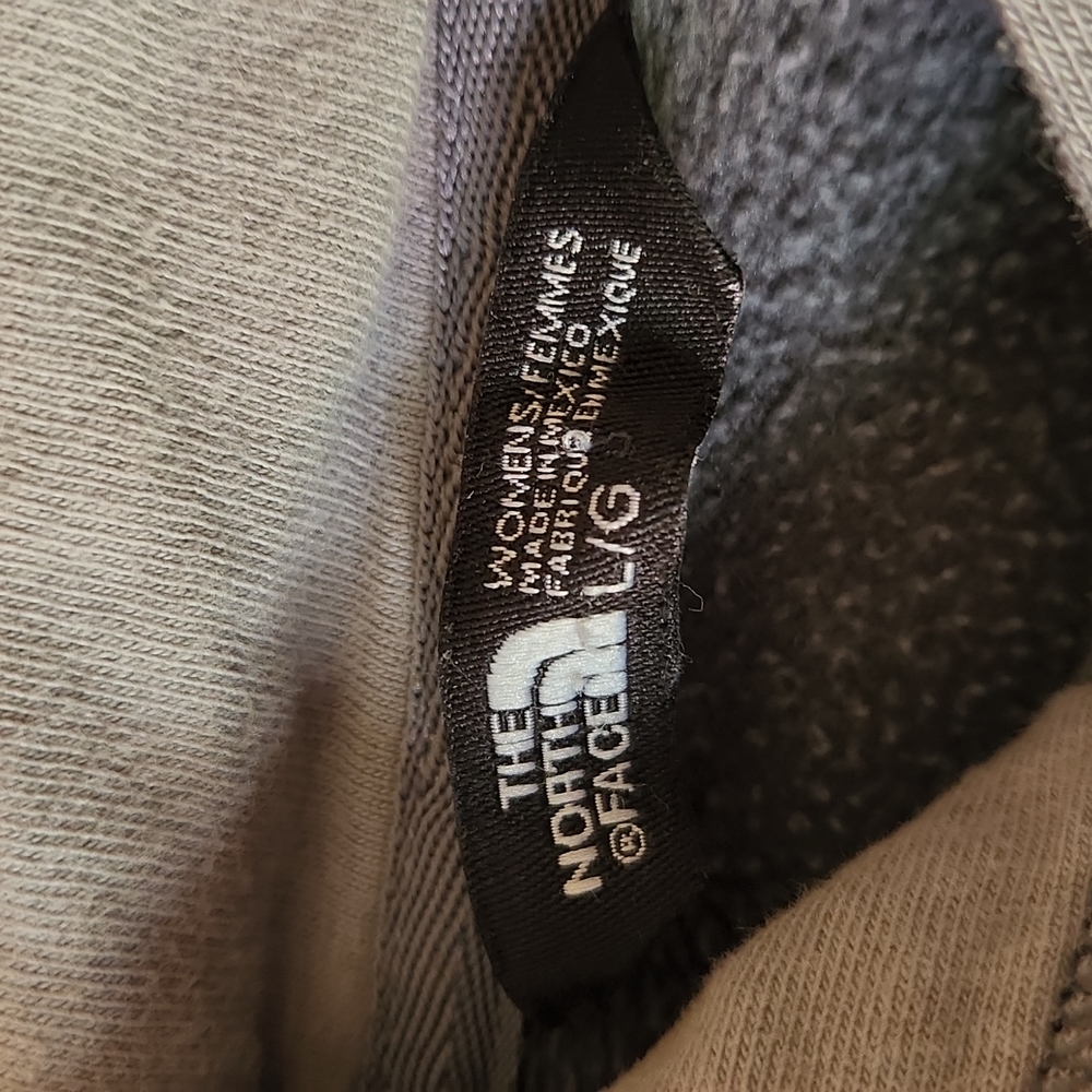 The North Face sweatshirt hoodie gray size large front pockets - Picture 2 of 8